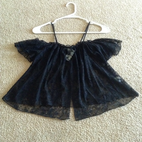 New Black Open Shoulder Lace Top - Picture 2 of 3